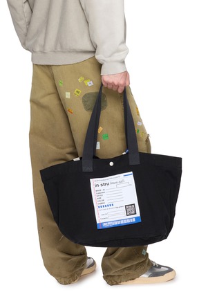 模特儿示范图 - 点击放大 - MIHARA YASUHIRO - Cotton Canvas Tote Bag