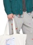 模特儿示范图 - 点击放大 - MIHARA YASUHIRO - Cotton Canvas Tote Bag