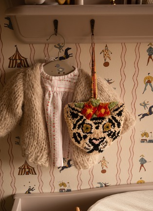  - DOING GOODS - Floral White Tiger Gift Hanger
