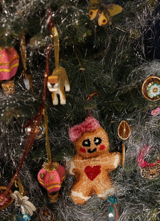 细节 –点击放大 - DOING GOODS - Mrs Ginger Bread Gift Hanger