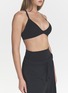  - NIKESKIMS - NikeSKIMS STUDIO STRETCH T 字三角文胸