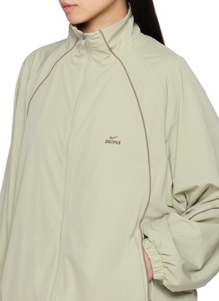  - NIKESKIMS - NikeSKIMS STRETCH NYLON 拉链立领夹克