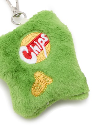细节 –点击放大 - EAT MY SOCKS - Chips Bag Charm