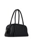 模特儿示范图 - 点击放大 - THE ROW - Small E/W India Grained Leather Shoulder Bag