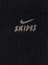 细节 - 点击放大 - NIKESKIMS - NikeSKIMS Dri-Fit™ Pilates Grip Crew Sock