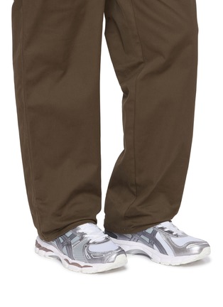 模特儿示范图 - 点击放大 - ASICS - Gel-Kayano 12.1 Men's Sneakers