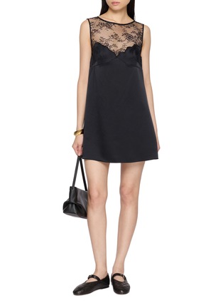 模特儿示范图 - 点击放大 - POSSE - Blake Lace Panel Mini Dress