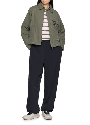 模特儿示范图 - 点击放大 - AND WANDER - C/N Octa Swing Top Jacket