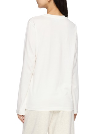 背面 - 点击放大 - MO&CO. - X MAGLIANO Long Sleeve Bow Print T-Shirt