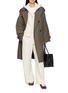 模特儿示范图 - 点击放大 - MO&CO. - X MAGLIANO Long Sleeve Bow Print T-Shirt