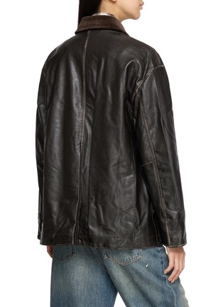 背面 - 点击放大 - MO&CO. - Contrast Collar Leather Field Jacket