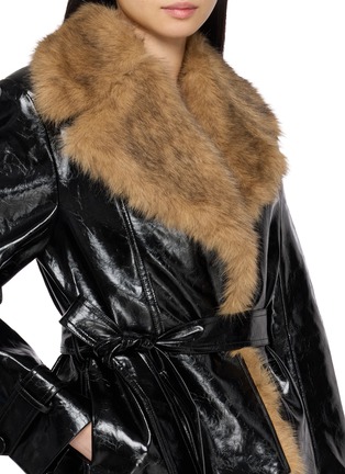  - NANA JACQUELINE - Contrast Fur Collar Belted Cropped Leather Jacket
