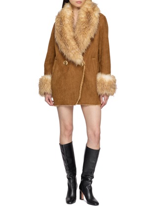 模特儿示范图 - 点击放大 - NANA JACQUELINE - Fur Trim Shawl Collar Suede Cocoon Coat