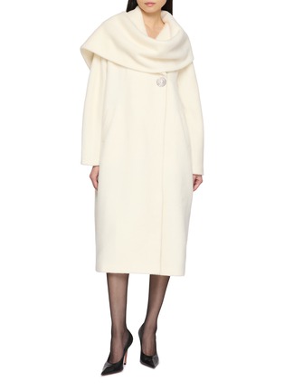 模特儿示范图 - 点击放大 - NANA JACQUELINE - Scarf Detail Long Coat
