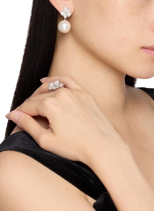 模特儿示范图 - 点击放大 - NANA JACQUELINE - Double Floral Ring