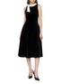 模特儿示范图 - 点击放大 - NANA JACQUELINE - Sleeveless Crystal Bow Detail Velvet Midi Dress