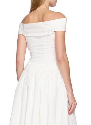 背面 - 点击放大 - NANA JACQUELINE - Off Shoulder Button Front Cropped Top