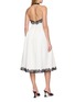 背面 - 点击放大 - NANA JACQUELINE - Contrast Lace Halter Neck Midi Dress