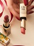 细节 -点击放大 - BOBBI BROWN - X The Met Extra Lip Tinted Balm — Bare Rose