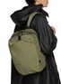 模特儿示范图 - 点击放大 - AER - Go Pack 2 Backpack