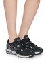 模特儿示范图 - 点击放大 - MIZUNO - Wave Rider 10 Unisex Sneakers