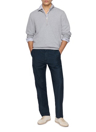 模特儿示范图 - 点击放大 - INCOTEX - Regular Fit Chino Pants