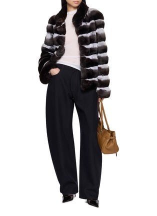 模特儿示范图 - 点击放大 - KRUF - Stand Collar Chinchilla Jacket