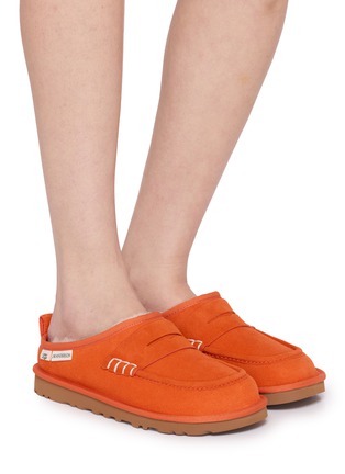模特儿示范图 - 点击放大 - UGG - x JW Anderson Suede Boots