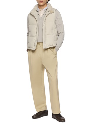 模特儿示范图 - 点击放大 - KRUF - Mink Lined Stand Collar Down Gilet