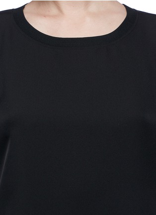 细节 - 点击放大 - THEORY - 'Beymia' dip hem silk T-shirt