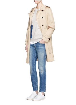 模特示范图 - 点击放大 - CLOSED - 牛仔布拼贴纯棉卫衣