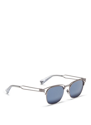 模特儿示范图 - 点击放大 - HAZE COLLECTION - Fuze' cutout metal square sunglasses