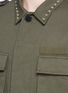 细节 - 点击放大 - VALENTINO GARAVANI - 铆钉装饰纯棉军装夹克