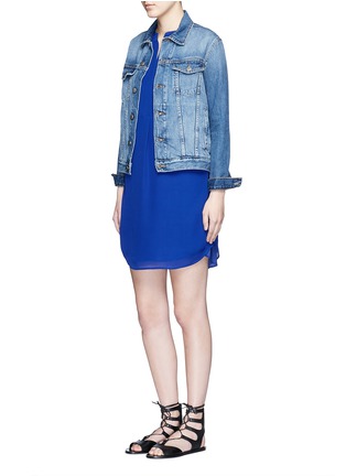 模特示范图 - 点击放大 - VINCE - 单色真丝连衣裙