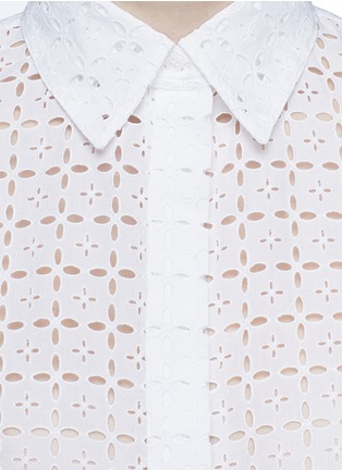 细节 - 点击放大 - ALAÏA - Broderie anglaise drawstring hem cropped shirt