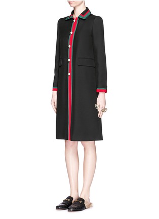 模特示范图 - 点击放大 - GUCCI - 罗纹丝带饰边绉绸大衣