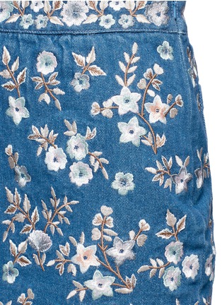 细节 - 点击放大 - NEEDLE & THREAD - 花卉刺绣纯棉牛仔半身裙