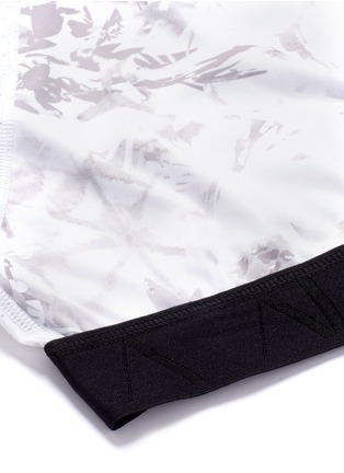 细节 - 点击放大 - ALALA - 网眼拼接叶片印花运动文胸