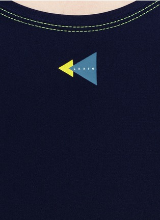 细节 - 点击放大 - LAAIN - 迷彩印花拼接弹力背心