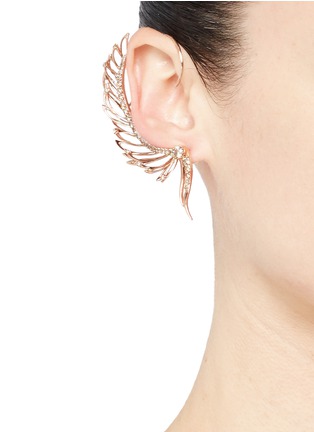 模特儿示范图 - 点击放大 - CRISTINAORTIZ - Diamond 9k rose gold mismatched wing ear cuff