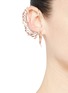 模特儿示范图 - 点击放大 - CRISTINAORTIZ - Diamond 9k rose gold mismatched wing ear cuff