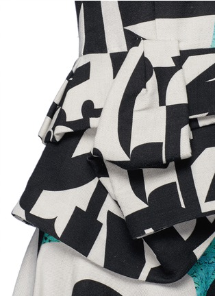 细节 - 点击放大 - ROKSANDA - 褶皱蝴蝶结装饰几何图案上衣