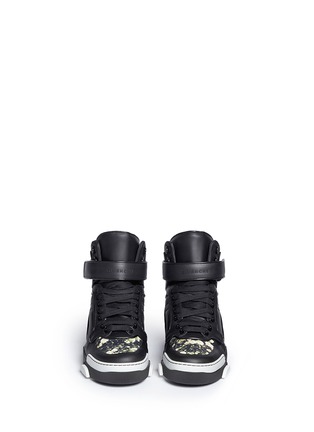 模特示范图 - 点击放大 - GIVENCHY - 'Tyson' baby's breath floral print leather sneakers