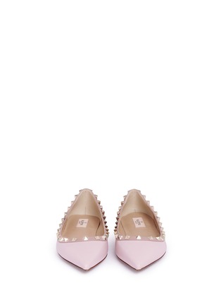 正面 - 点击放大 - VALENTINO GARAVANI - 拼色铆钉尖头平底鞋