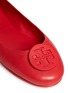 细节 - 点击放大 - TORY BURCH - MINNIE品牌标志真皮平底鞋