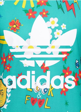 细节 - 点击放大 - ADIDAS BY PHARRELL WILLIAMS - PW DOODLE多彩印花T恤