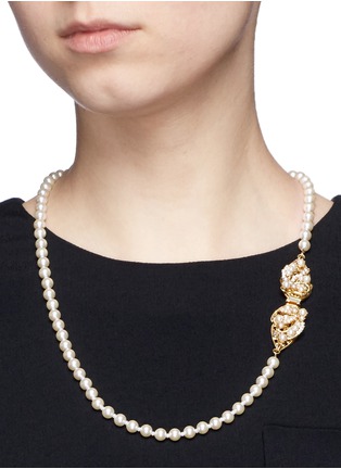 模特示范图 - 点击放大 - MIRIAM HASKELL - 叶子插扣玻璃珍珠项链