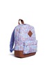 模特儿示范图 - 点击放大 - HERSCHEL SUPPLY CO. - Heritage儿童款花卉树叶图案帆布双肩背包