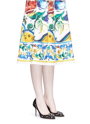 模特示范图 - 点击放大 - DOLCE & GABBANA - 施华洛世奇仿水晶装饰蕾丝高跟鞋