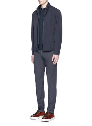 模特儿示范图 - 点击放大 - ARMANI COLLEZIONI - 灯芯绒拼接棉质polo衫